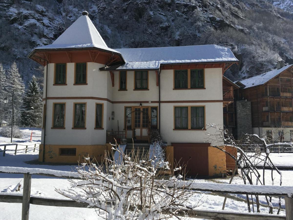 Bed and Breakfast L'Aria Di Casa Аланья-Вальсезия Экстерьер фото